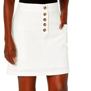 MUD PieWomen's Flynn Button Fly White  Skirt NWT Size XS